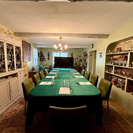 Domaine Du Commandeur Bed & Breakfast Mondragon Екстериор снимка