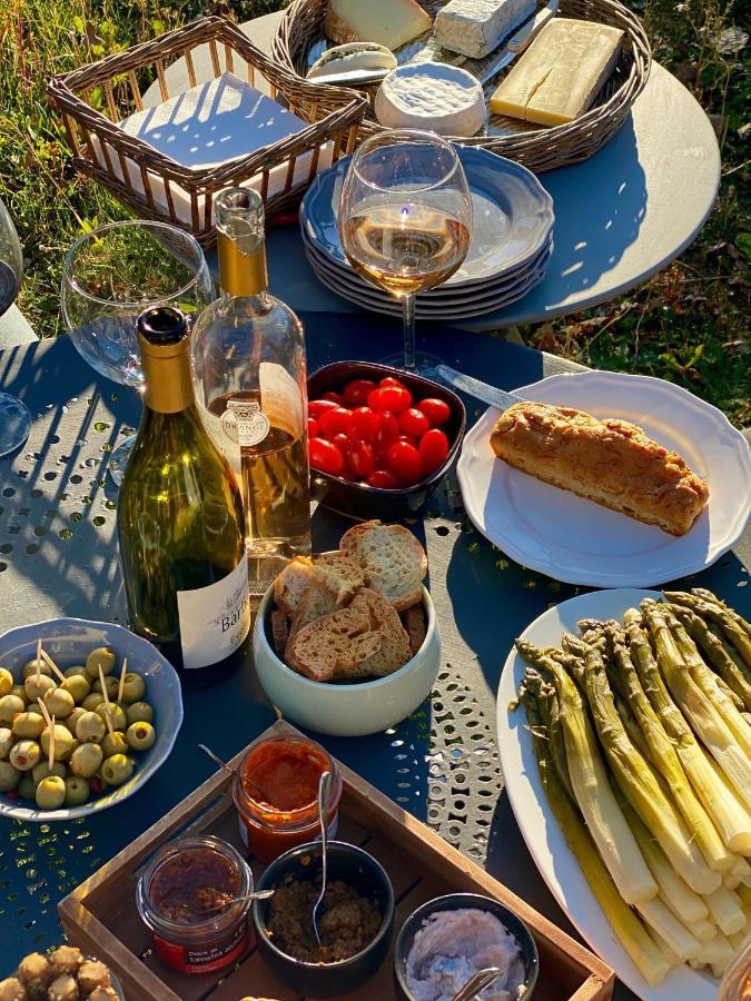 Domaine Du Commandeur Bed & Breakfast Mondragon Екстериор снимка