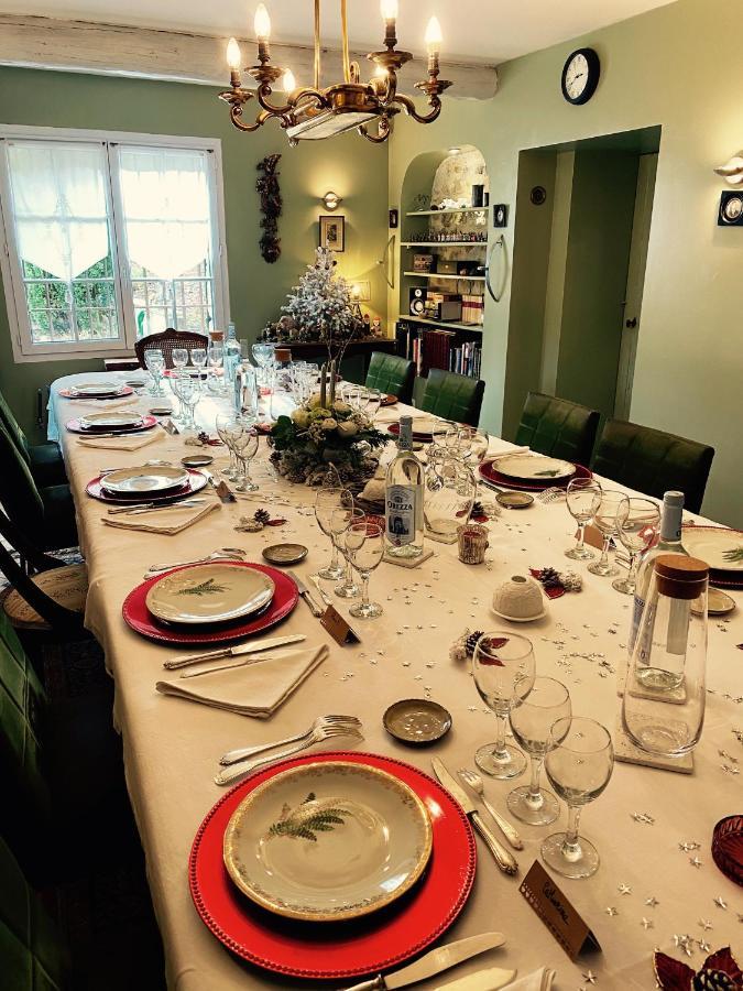 Domaine Du Commandeur Bed & Breakfast Mondragon Екстериор снимка