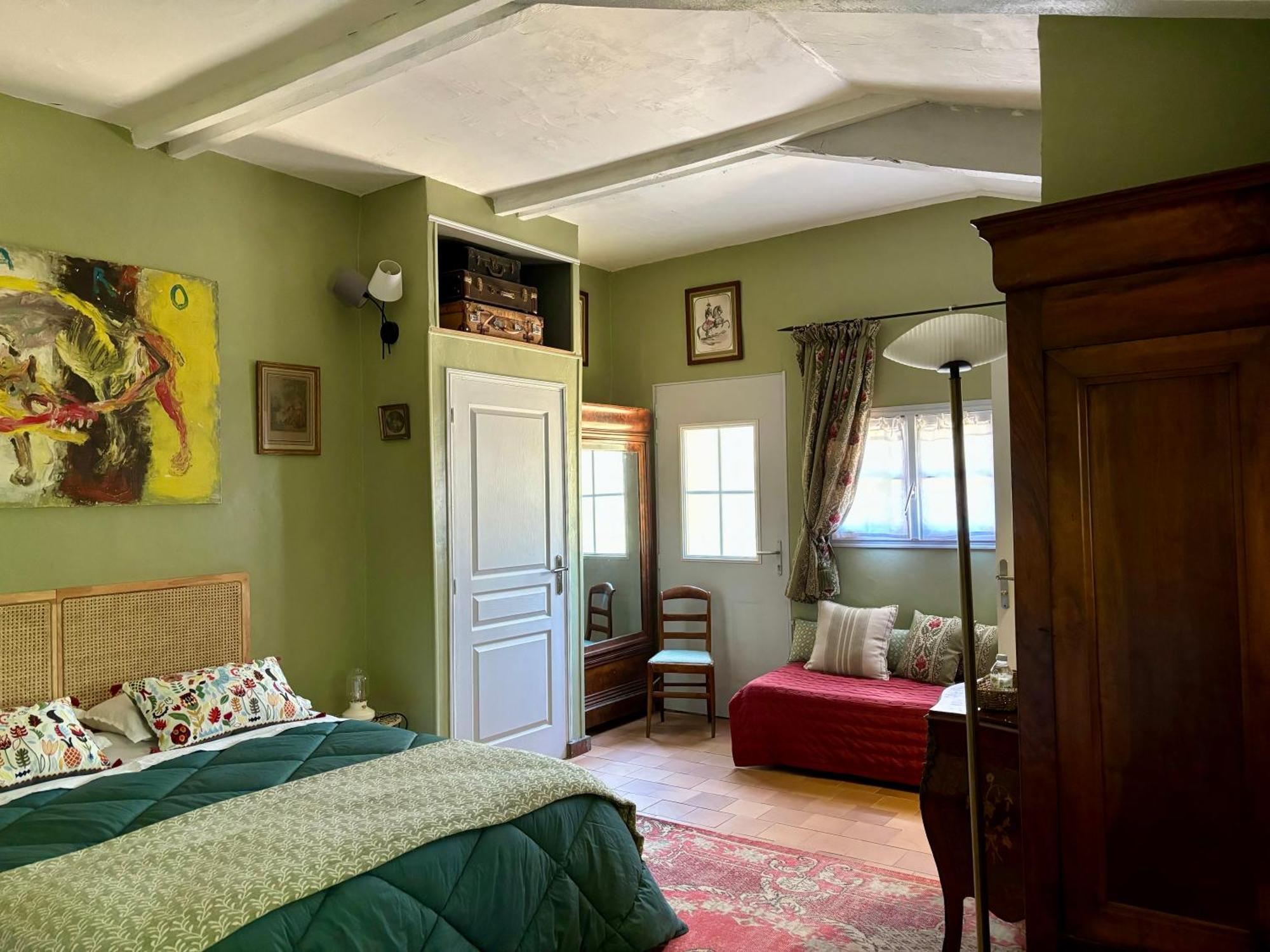 Domaine Du Commandeur Bed & Breakfast Mondragon Екстериор снимка