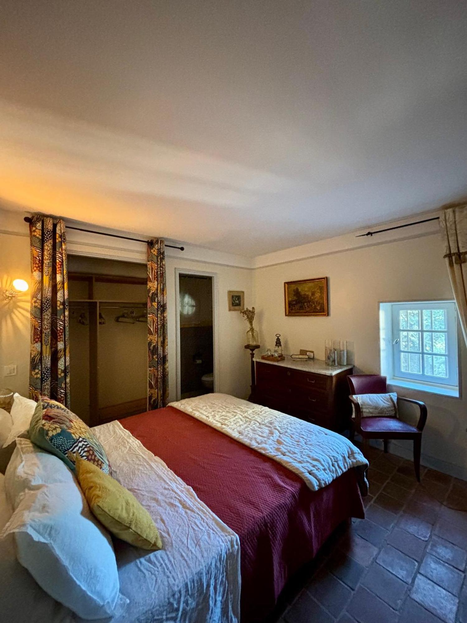 Domaine Du Commandeur Bed & Breakfast Mondragon Екстериор снимка